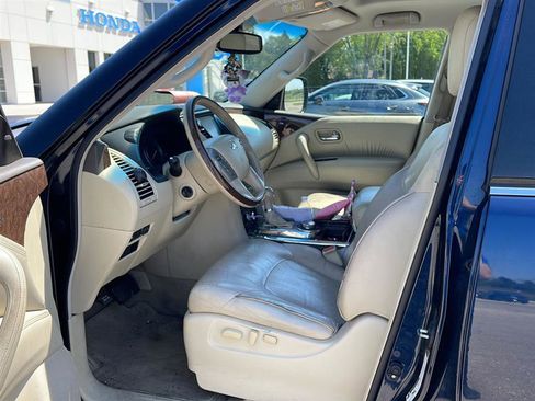 Used 2016 INFINITI QX80 4WD w/ Driver's Assistance Package image 3