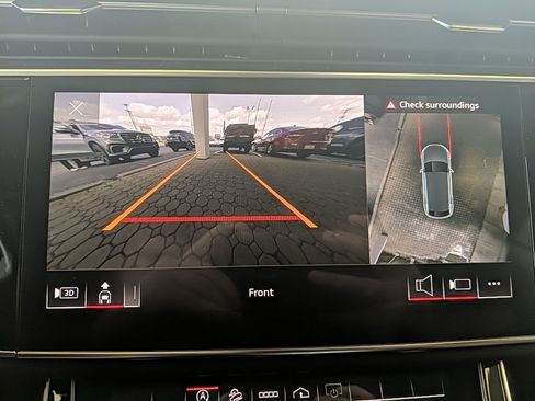 Used 2022 Audi Q8 Premium Plus w/ Premium Plus Package image 24