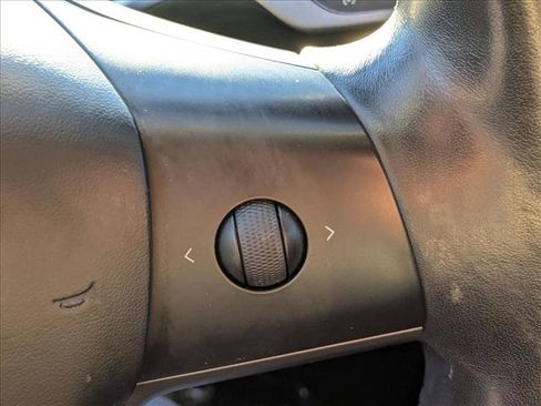 Used 2018 Tesla Model 3 Long Range image 13