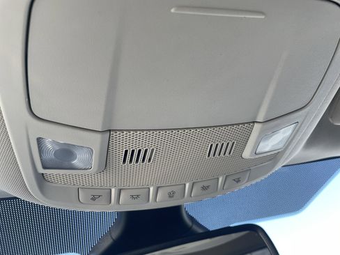 Used 2023 Ford Edge Titanium image 30