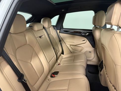 New 2026 Porsche Macan AWD/4WD image 20