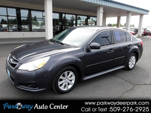 Used 2010 Subaru Legacy 2.5i Premium image 1