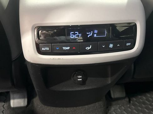 Used 2023 Hyundai Palisade SEL FWD image 19