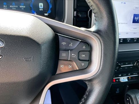 Used 2025 Ford Bronco Outer Banks AWD/4WD image 23