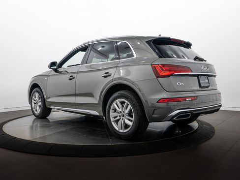 Certified 2023 Audi Q5 2.0T Premium w/ Convenience Package AWD/4WD image 5