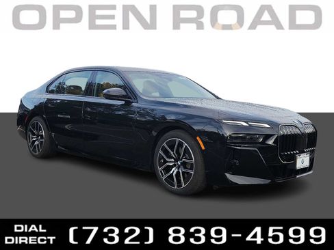 Used 2026 BMW 740i xDrive w/ Premium Package AWD/4WD image 1