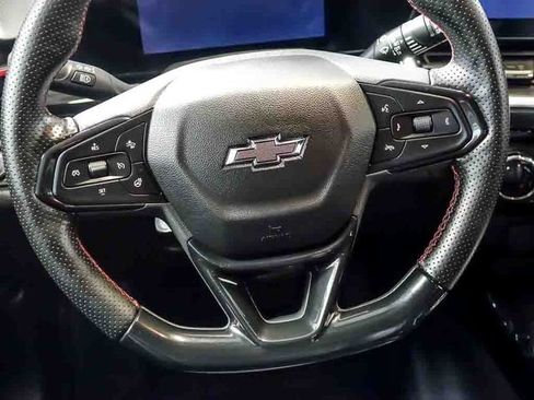 Certified 2024 Chevrolet Trax RS w/ Driver Confidence Package FWD image 18