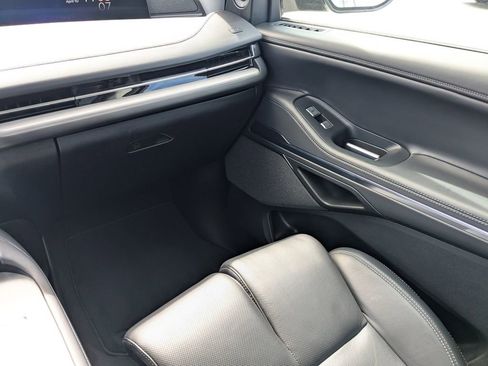 Used 2025 Lincoln Navigator Reserve AWD/4WD image 17