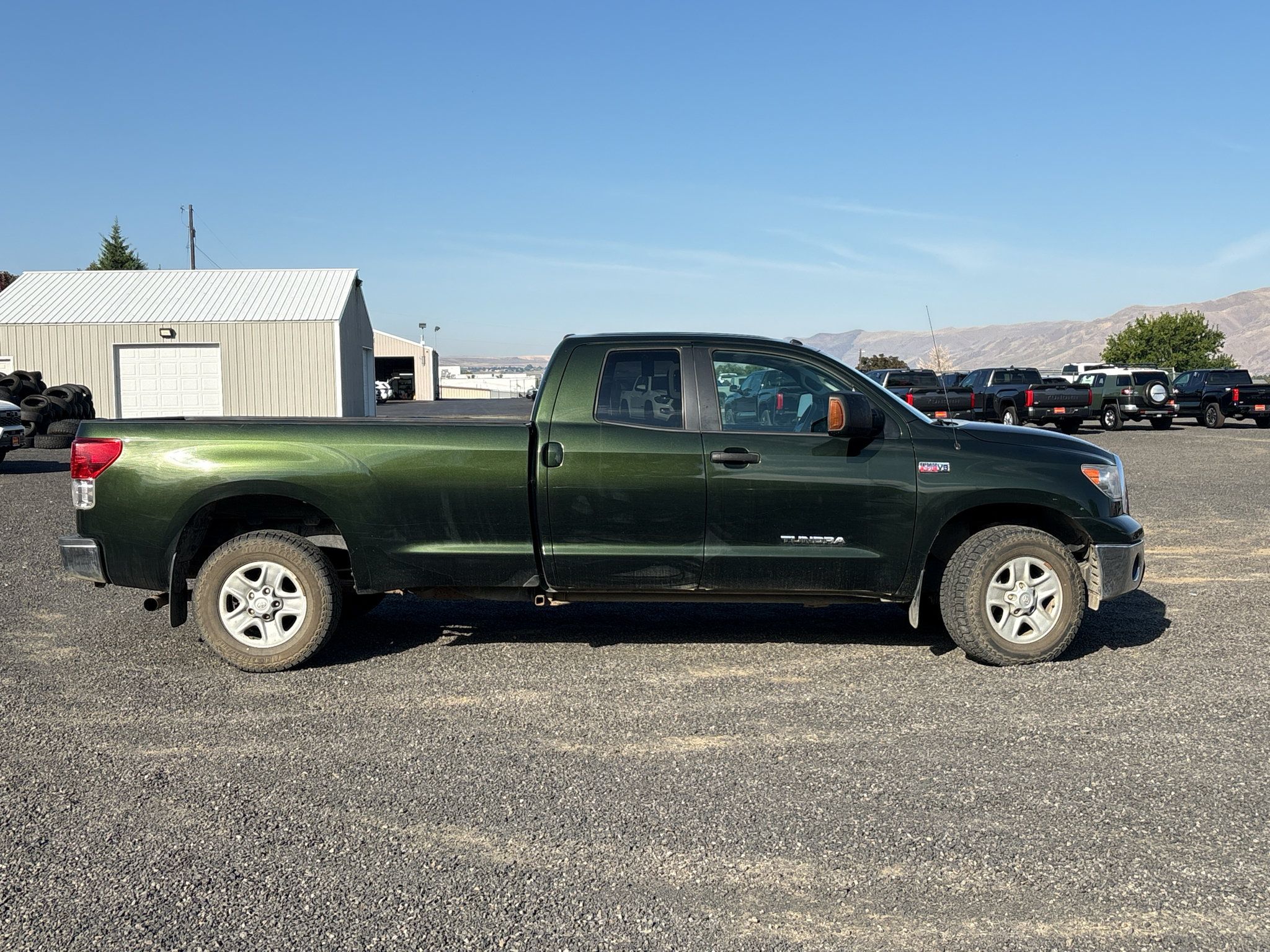 Used 2013 Toyota Tundra 4x4 Double Cab Long Bed w/ Upgrade Pkg image 12