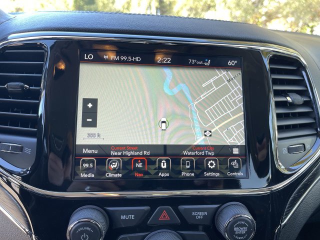 Used 2021 Jeep Grand Cherokee Summit AWD/4WD image 14