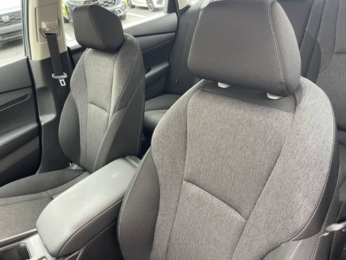 Used 2025 Honda Accord SE image 6