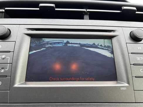 Used 2015 Toyota Prius Two image 18