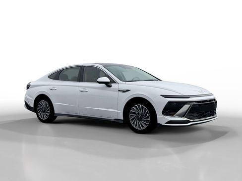 New 2026 Hyundai Sonata Limited FWD image 10