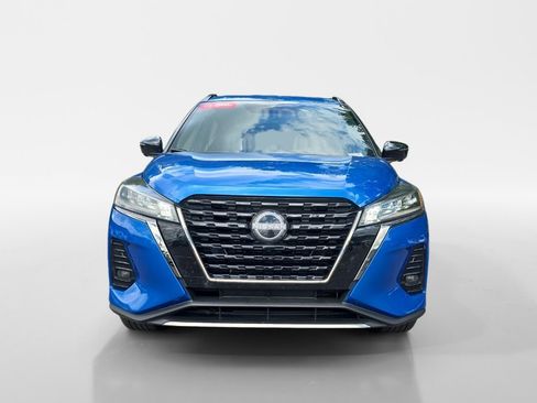 Certified 2024 Nissan Kicks SR image 9