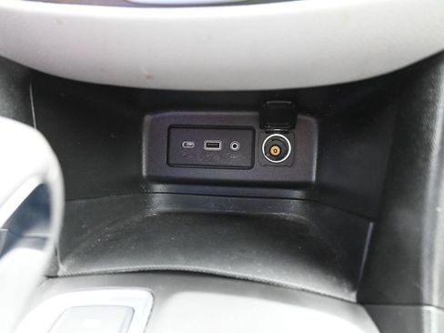 Used 2024 Chevrolet Equinox LS AWD/4WD image 33