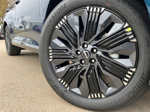 New 2026 Nissan Murano Platinum image 9