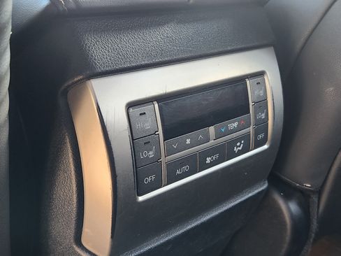 Used 2020 Lexus GX 460 Premium w/ Premium Package AWD/4WD image 16