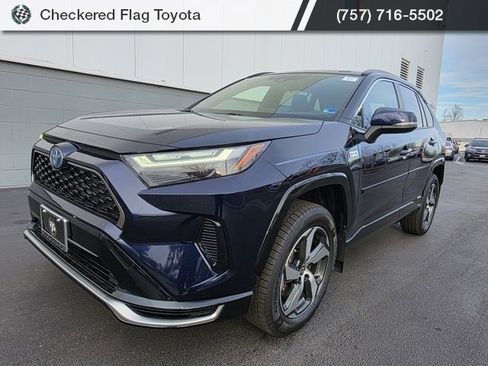 Used 2024 Toyota RAV4 SE w/ Weather & Moonroof Package image 1