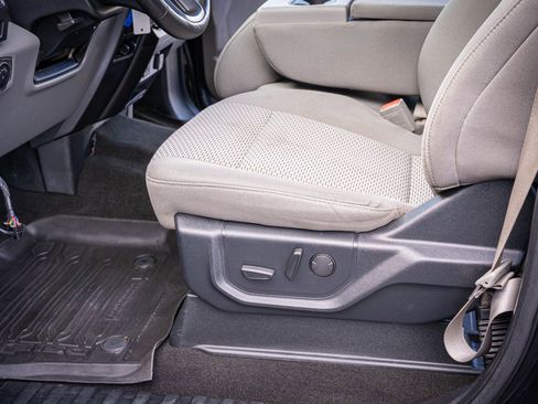 Used 2019 Ford F150 XLT w/ Equipment Group 302A Luxury image 13