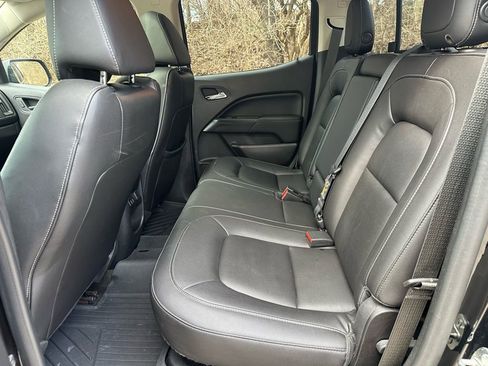 Used 2016 GMC Canyon SLT w/ Driver Alert Package image 12