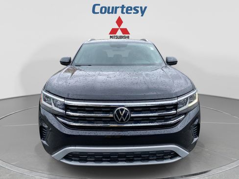 Used 2020 Volkswagen Atlas Cross Sport SE AWD/4WD image 11