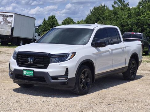 Used 2023 Honda Ridgeline Black Edition image 4