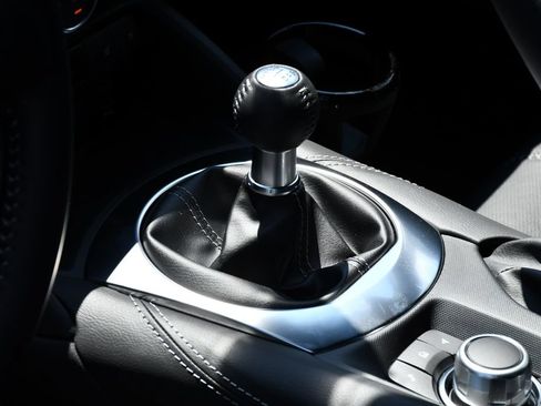 New 2026 MAZDA MX-5 Miata Grand Touring RWD image 17