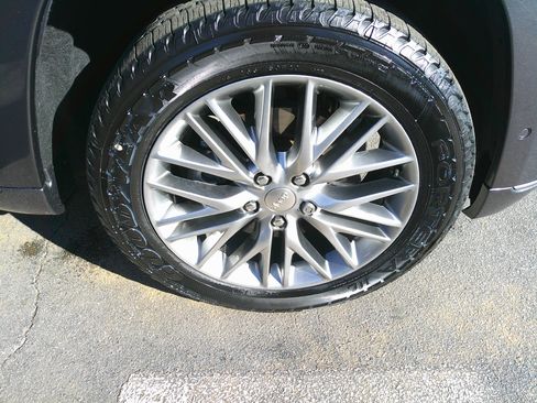 Used 2017 Jeep Grand Cherokee Summit w/ Platinum Series Group image 15