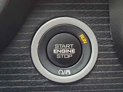 Used 2023 RAM 1500 Limited image 30