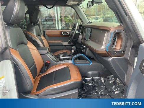 Used 2023 Ford Bronco Outer Banks image 21