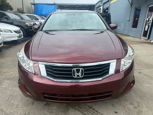 Used 2010 Honda Accord LX image 2