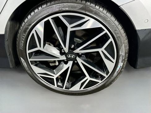 Used 2023 Hyundai Ioniq 6 Limited AWD/4WD image 33