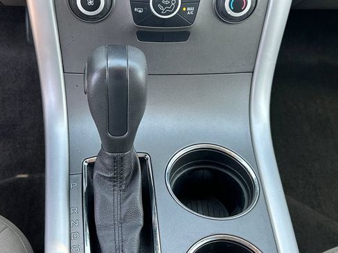 Used 2014 Ford Edge SE FWD image 20