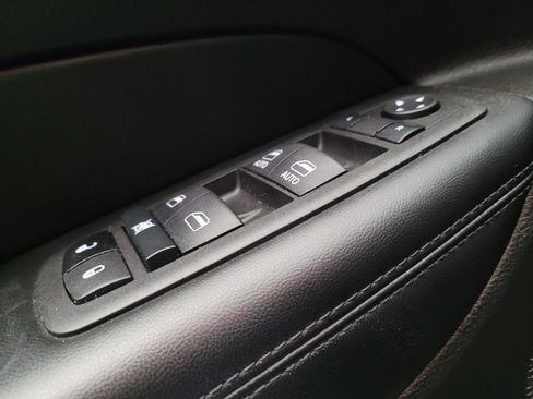 Used 2022 Jeep Grand Cherokee Laredo X AWD/4WD image 27