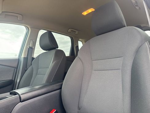 Certified 2023 Nissan Rogue S FWD image 38