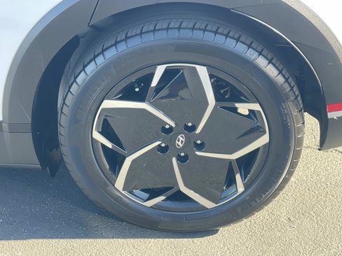 Certified 2024 Hyundai Ioniq 5 SEL image 30