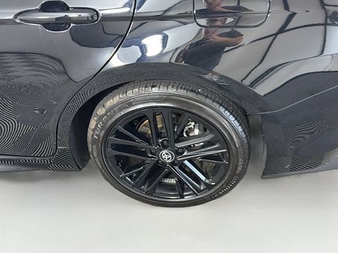 Used 2026 Toyota Camry SE FWD image 11