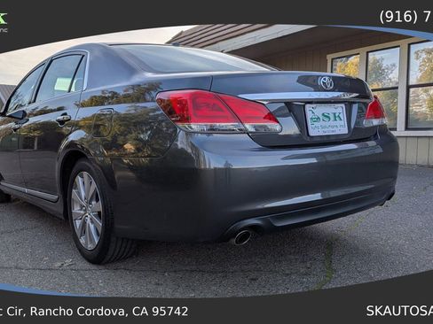 Used 2011 Toyota Avalon image 10