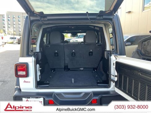 Used 2025 Jeep Wrangler Unlimited Sport AWD/4WD image 20