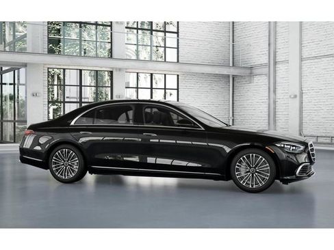 New 2026 Mercedes-Benz S 580 4MATIC Sedan image 14