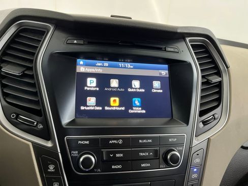 Used 2017 Hyundai Santa Fe SE image 69