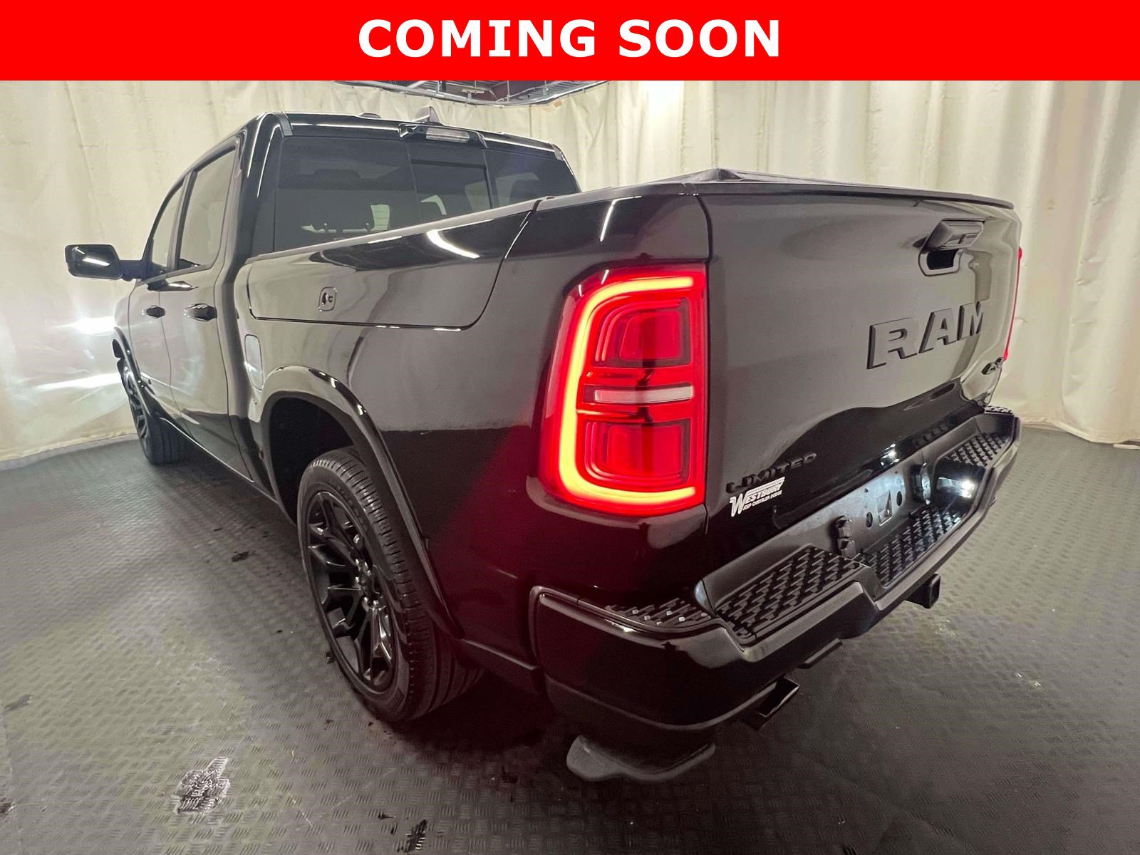 Used 2026 RAM 1500 Limited AWD/4WD image 11