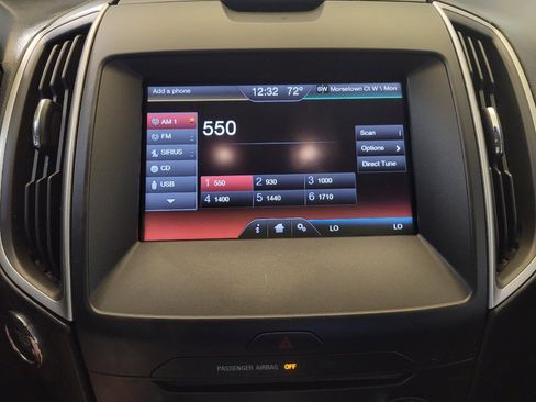 Used 2015 Ford Edge SEL w/ Equipment Group 201A AWD/4WD image 25