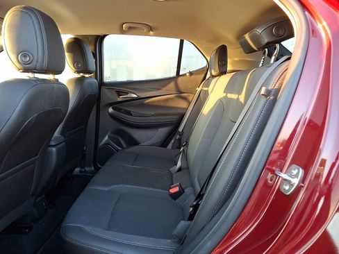 Certified 2024 Buick Encore GX Preferred FWD image 10