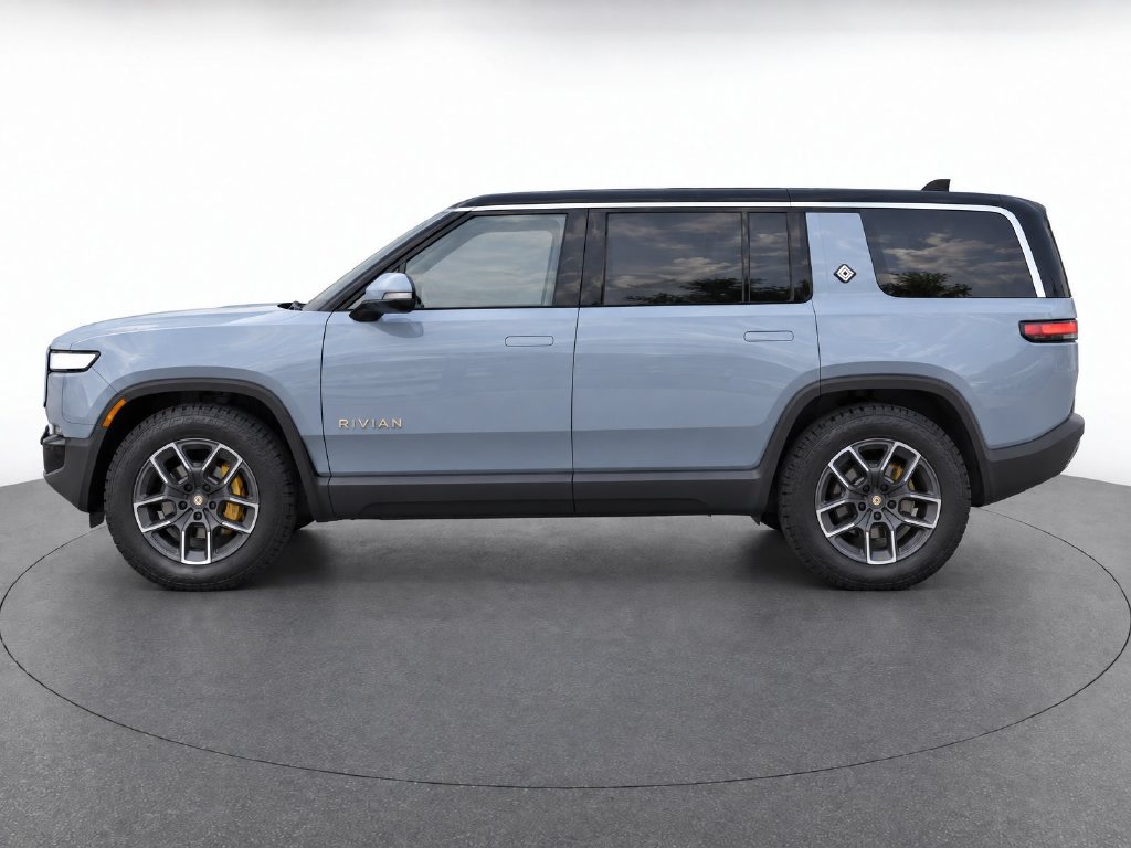 Used 2023 Rivian R1S Adventure Quad AWD/4WD image 2