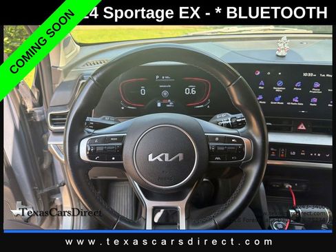 Used 2024 Kia Sportage EX FWD image 8