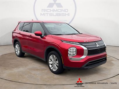 Used 2025 Mitsubishi Outlander ES