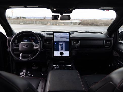 Used 2024 Ford Expedition Max Limited image 27