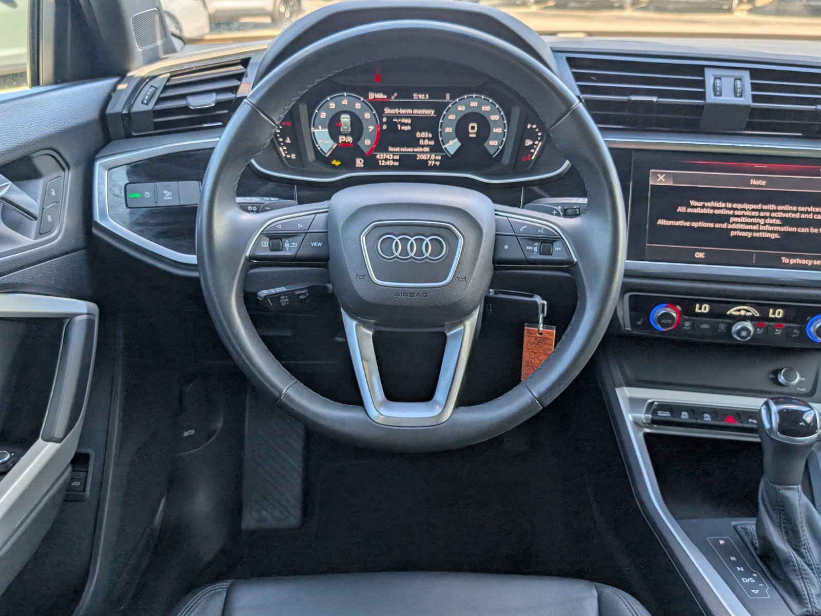 Used 2025 Audi Q3 2.0T Premium AWD/4WD image 8