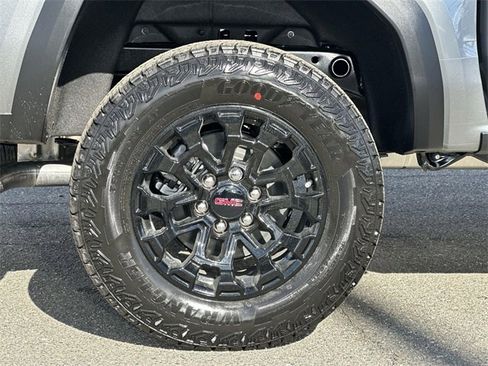 New 2026 GMC Canyon Elevation image 27